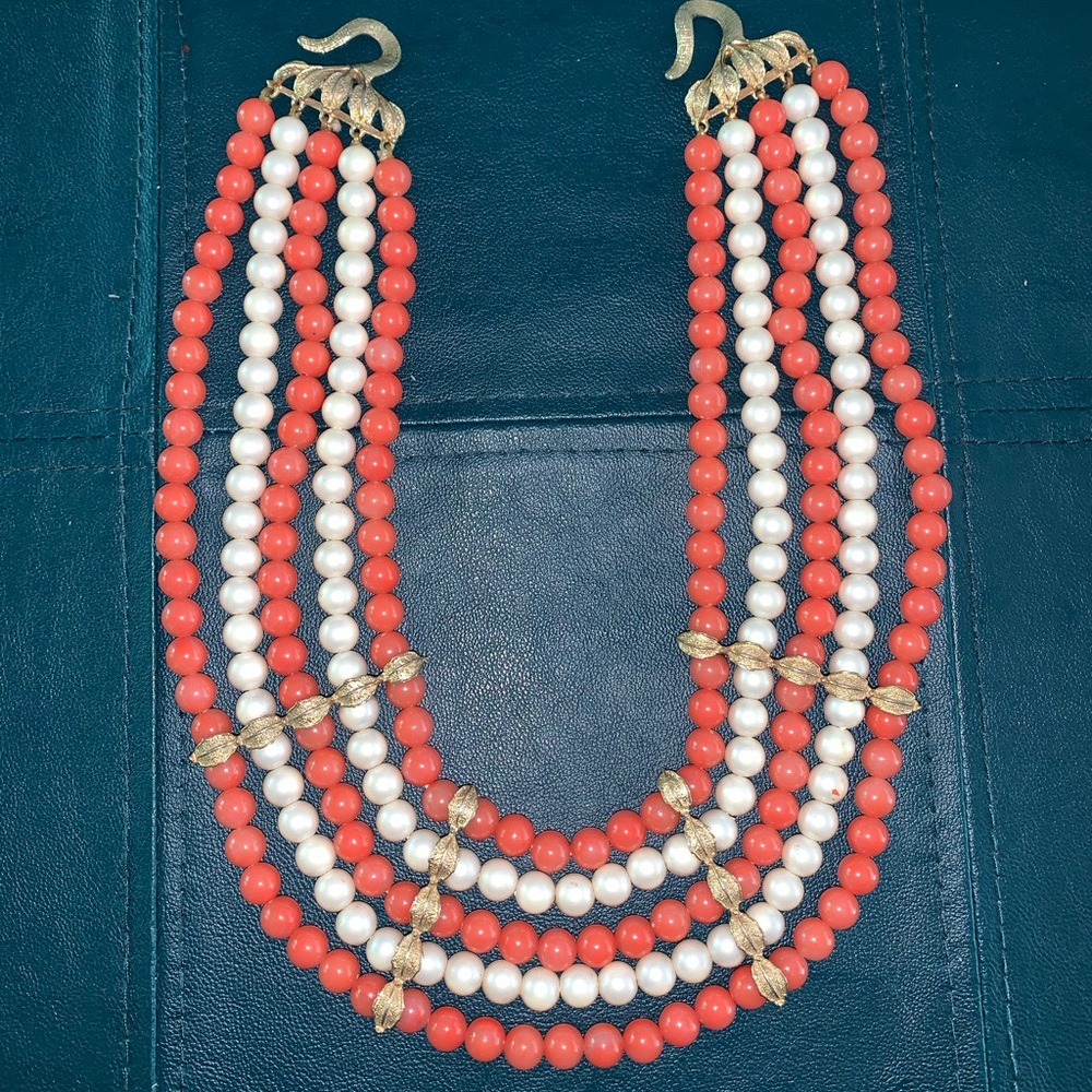 Vintage multistrand choker